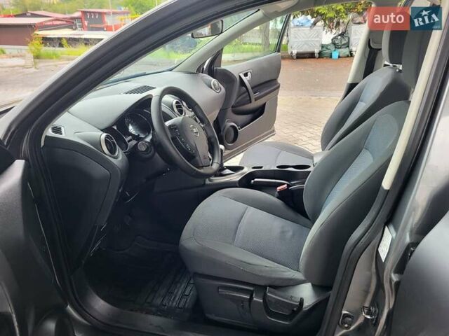 Серый Ниссан Кашкай, объемом двигателя 1.6 л и пробегом 231 тыс. км за 9999 $, фото 87 на Automoto.ua