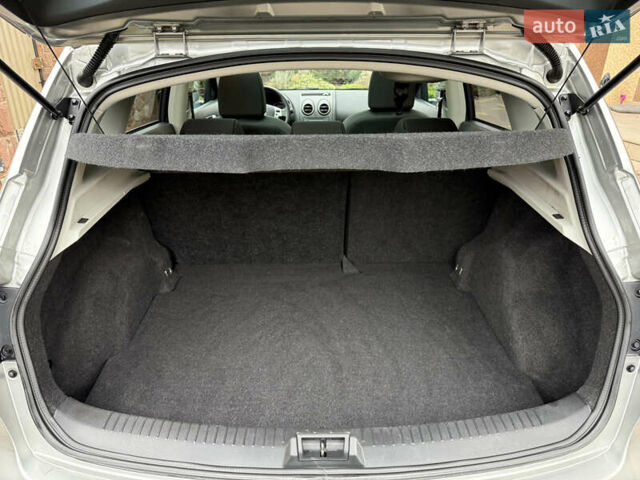 Серый Ниссан Кашкай, объемом двигателя 2 л и пробегом 173 тыс. км за 12435 $, фото 58 на Automoto.ua