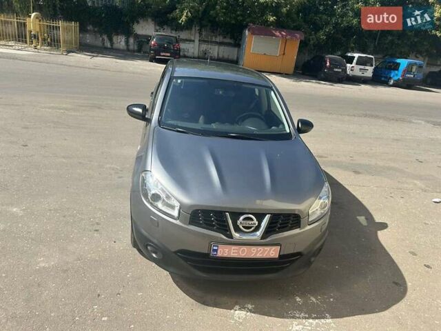 Сірий Ніссан Кашкай, об'ємом двигуна 1.5 л та пробігом 237 тис. км за 9350 $, фото 2 на Automoto.ua
