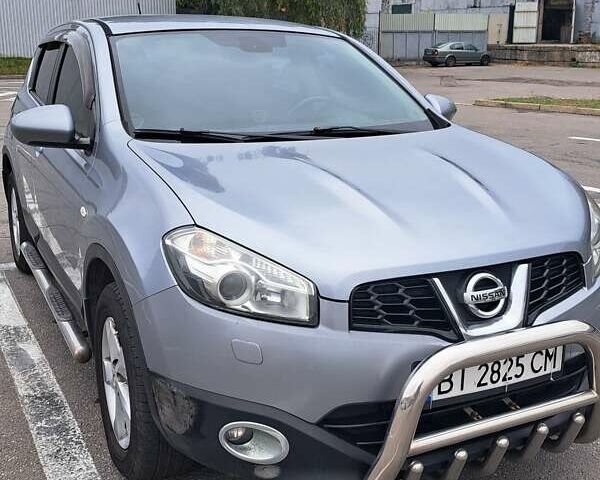 Серый Ниссан Кашкай, объемом двигателя 1.6 л и пробегом 170 тыс. км за 11500 $, фото 9 на Automoto.ua