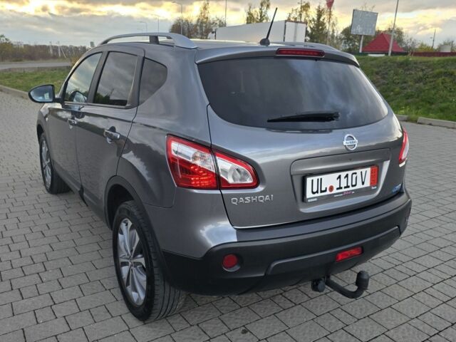 Серый Ниссан Кашкай, объемом двигателя 1.6 л и пробегом 246 тыс. км за 11600 $, фото 4 на Automoto.ua