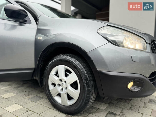 Серый Ниссан Кашкай, объемом двигателя 1.6 л и пробегом 222 тыс. км за 10550 $, фото 41 на Automoto.ua