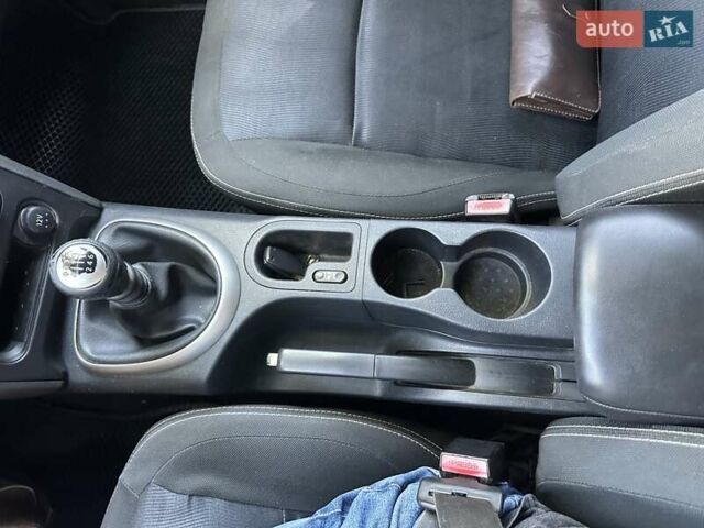 Серый Ниссан Кашкай, объемом двигателя 1.46 л и пробегом 219 тыс. км за 11000 $, фото 16 на Automoto.ua