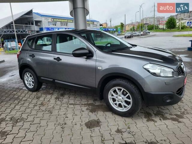 Серый Ниссан Кашкай, объемом двигателя 1.6 л и пробегом 231 тыс. км за 9999 $, фото 18 на Automoto.ua