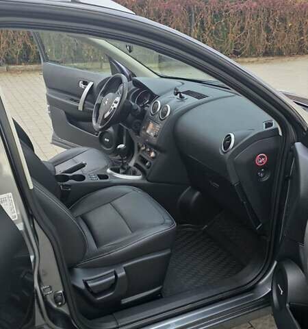 Серый Ниссан Кашкай, объемом двигателя 1.6 л и пробегом 246 тыс. км за 11600 $, фото 21 на Automoto.ua