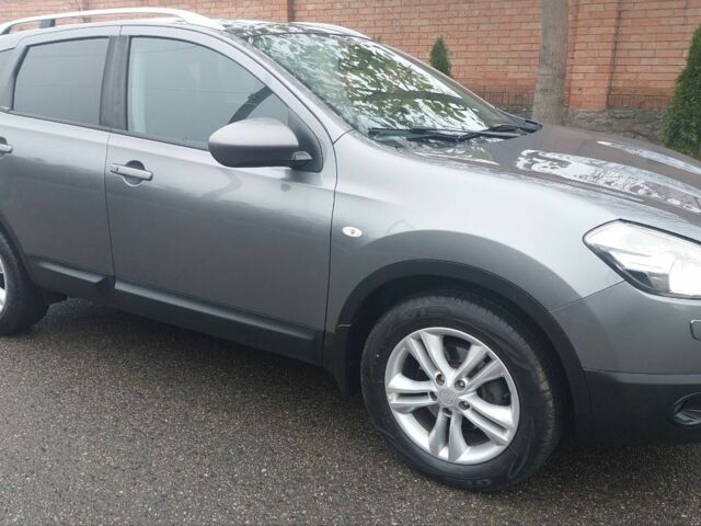 Сірий Ніссан Кашкай, об'ємом двигуна 1.6 л та пробігом 149 тис. км за 11500 $, фото 2 на Automoto.ua