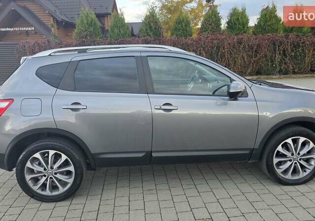 Серый Ниссан Кашкай, объемом двигателя 1.6 л и пробегом 246 тыс. км за 11600 $, фото 14 на Automoto.ua