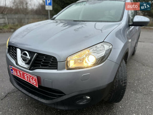 Серый Ниссан Кашкай, объемом двигателя 1.6 л и пробегом 220 тыс. км за 10450 $, фото 5 на Automoto.ua