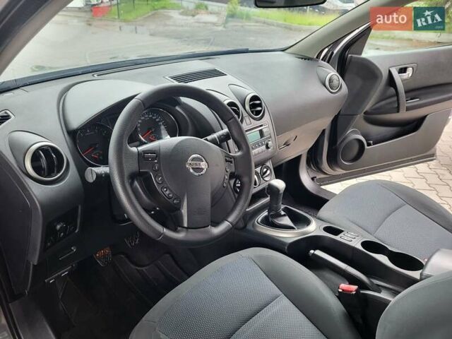 Серый Ниссан Кашкай, объемом двигателя 1.6 л и пробегом 231 тыс. км за 9999 $, фото 89 на Automoto.ua