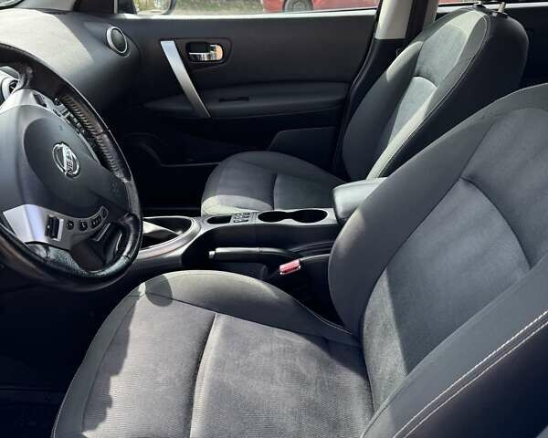 Серый Ниссан Кашкай, объемом двигателя 1.6 л и пробегом 169 тыс. км за 11200 $, фото 4 на Automoto.ua