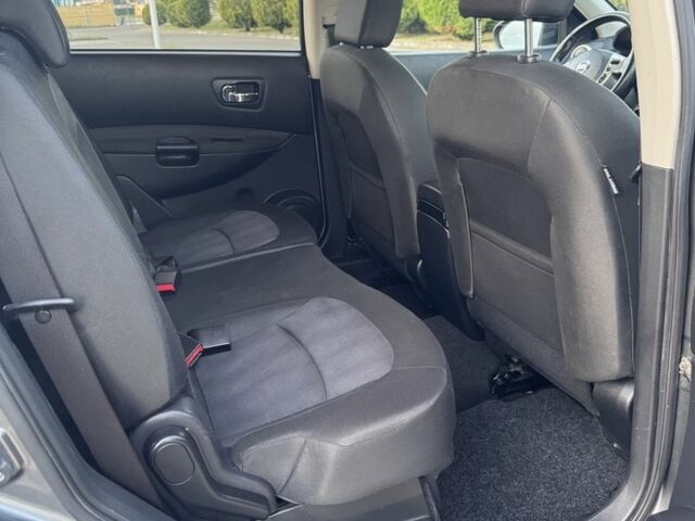 Серый Ниссан Кашкай, объемом двигателя 1.6 л и пробегом 191 тыс. км за 11250 $, фото 10 на Automoto.ua