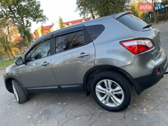 Серый Ниссан Кашкай, объемом двигателя 1.6 л и пробегом 160 тыс. км за 10900 $, фото 19 на Automoto.ua
