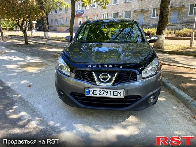 Серый Ниссан Кашкай, объемом двигателя 1.5 л и пробегом 260 тыс. км за 11800 $, фото 4 на Automoto.ua