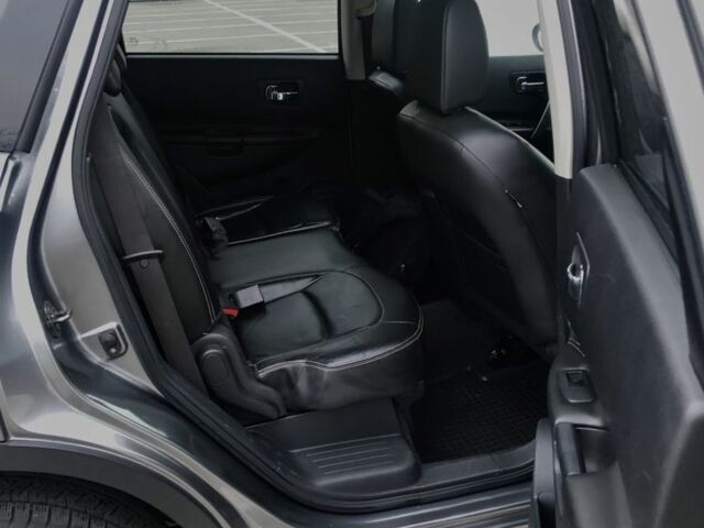 Серый Ниссан Кашкай, объемом двигателя 1.6 л и пробегом 261 тыс. км за 11100 $, фото 8 на Automoto.ua