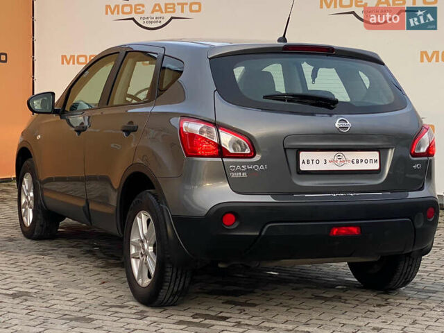 Сірий Ніссан Кашкай, об'ємом двигуна 1.5 л та пробігом 237 тис. км за 9700 $, фото 5 на Automoto.ua
