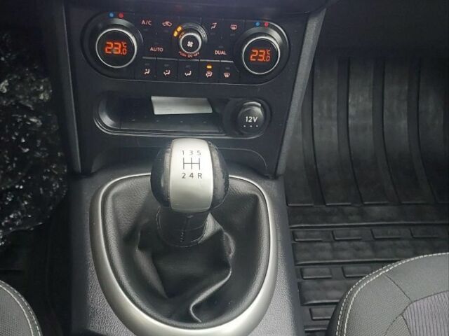 Сірий Ніссан Кашкай, об'ємом двигуна 1.6 л та пробігом 149 тис. км за 11500 $, фото 8 на Automoto.ua