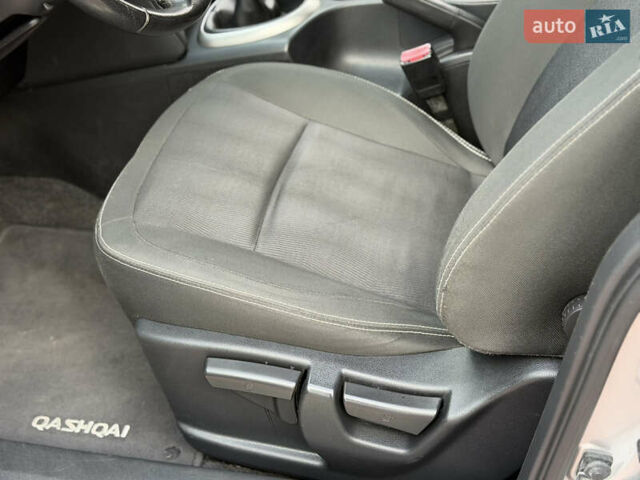 Сірий Ніссан Кашкай, об'ємом двигуна 1.5 л та пробігом 199 тис. км за 11300 $, фото 19 на Automoto.ua
