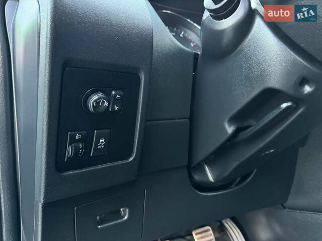 Серый Ниссан Кашкай, объемом двигателя 1.5 л и пробегом 200 тыс. км за 11599 $, фото 58 на Automoto.ua