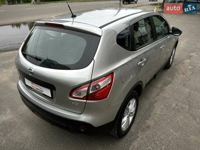 Серый Ниссан Кашкай, объемом двигателя 1.5 л и пробегом 213 тыс. км за 12500 $, фото 30 на Automoto.ua