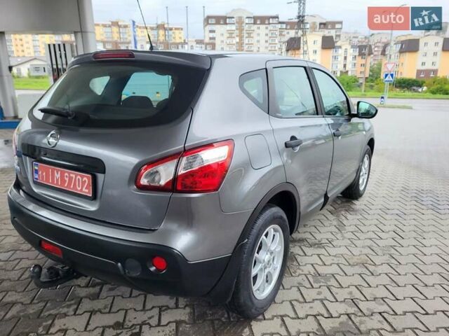 Серый Ниссан Кашкай, объемом двигателя 1.6 л и пробегом 231 тыс. км за 9999 $, фото 32 на Automoto.ua