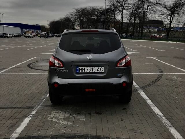 Серый Ниссан Кашкай, объемом двигателя 1.6 л и пробегом 261 тыс. км за 11100 $, фото 3 на Automoto.ua