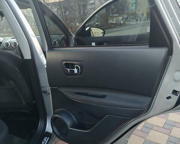 Серый Ниссан Кашкай, объемом двигателя 1.6 л и пробегом 207 тыс. км за 10200 $, фото 24 на Automoto.ua