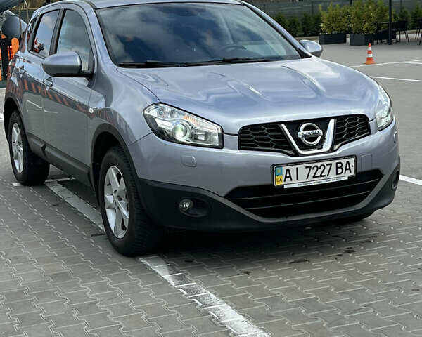 Сірий Ніссан Кашкай, об'ємом двигуна 1.6 л та пробігом 103 тис. км за 11700 $, фото 5 на Automoto.ua