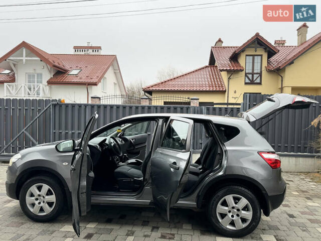 Серый Ниссан Кашкай, объемом двигателя 1.6 л и пробегом 222 тыс. км за 10550 $, фото 33 на Automoto.ua