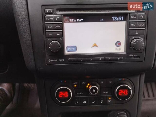 Сірий Ніссан Кашкай, об'ємом двигуна 1.6 л та пробігом 247 тис. км за 9650 $, фото 15 на Automoto.ua