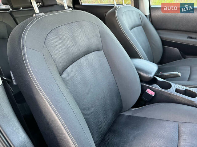 Серый Ниссан Кашкай, объемом двигателя 1.5 л и пробегом 200 тыс. км за 11699 $, фото 103 на Automoto.ua