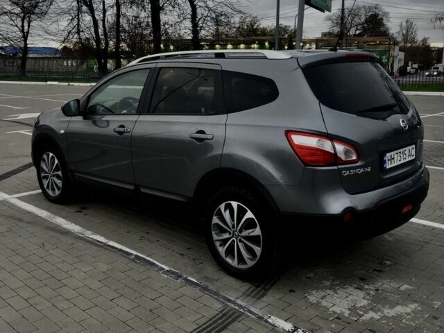 Серый Ниссан Кашкай, объемом двигателя 1.6 л и пробегом 261 тыс. км за 11100 $, фото 2 на Automoto.ua