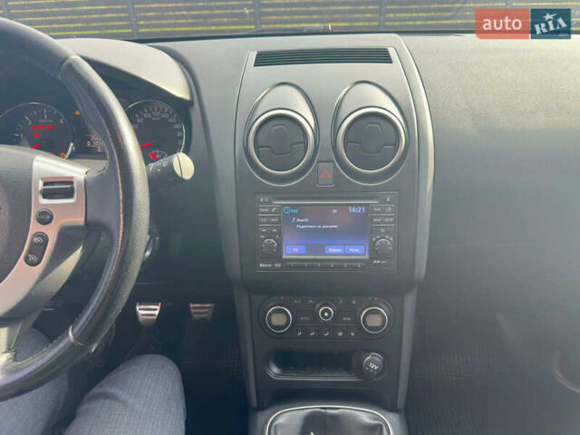 Серый Ниссан Кашкай, объемом двигателя 1.46 л и пробегом 256 тыс. км за 11000 $, фото 18 на Automoto.ua