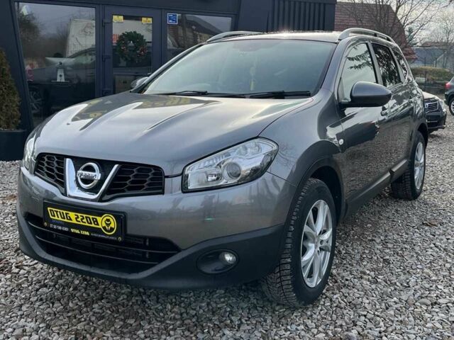 Сірий Ніссан Кашкай, об'ємом двигуна 1.6 л та пробігом 246 тис. км за 11800 $, фото 2 на Automoto.ua