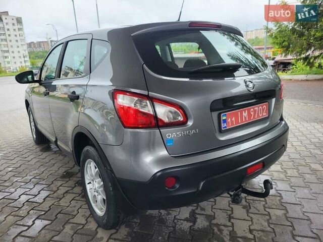 Серый Ниссан Кашкай, объемом двигателя 1.6 л и пробегом 231 тыс. км за 9999 $, фото 40 на Automoto.ua