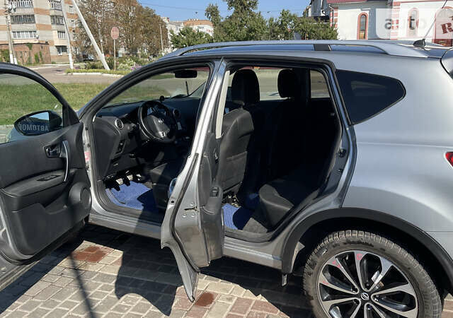 Серый Ниссан Кашкай, объемом двигателя 1.46 л и пробегом 241 тыс. км за 10300 $, фото 31 на Automoto.ua