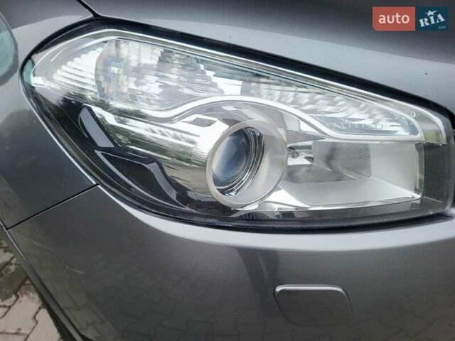 Серый Ниссан Кашкай, объемом двигателя 1.6 л и пробегом 231 тыс. км за 9999 $, фото 83 на Automoto.ua