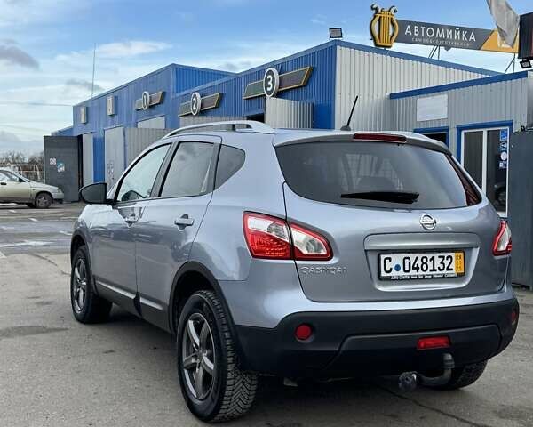 Сірий Ніссан Кашкай, об'ємом двигуна 1.6 л та пробігом 166 тис. км за 11950 $, фото 6 на Automoto.ua