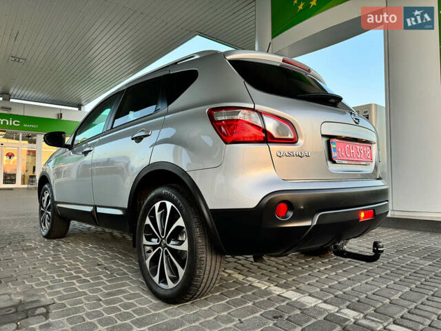 Серый Ниссан Кашкай, объемом двигателя 1.5 л и пробегом 200 тыс. км за 11599 $, фото 43 на Automoto.ua