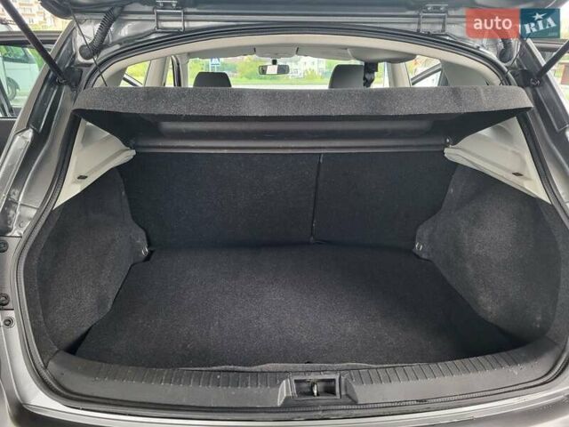 Серый Ниссан Кашкай, объемом двигателя 1.6 л и пробегом 231 тыс. км за 9999 $, фото 103 на Automoto.ua