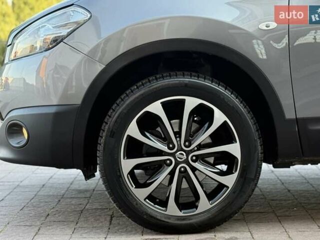 Сірий Ніссан Кашкай, об'ємом двигуна 1.5 л та пробігом 185 тис. км за 11400 $, фото 4 на Automoto.ua