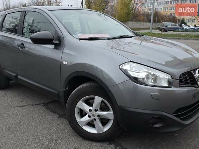 Сірий Ніссан Кашкай, об'ємом двигуна 1.6 л та пробігом 125 тис. км за 10800 $, фото 8 на Automoto.ua