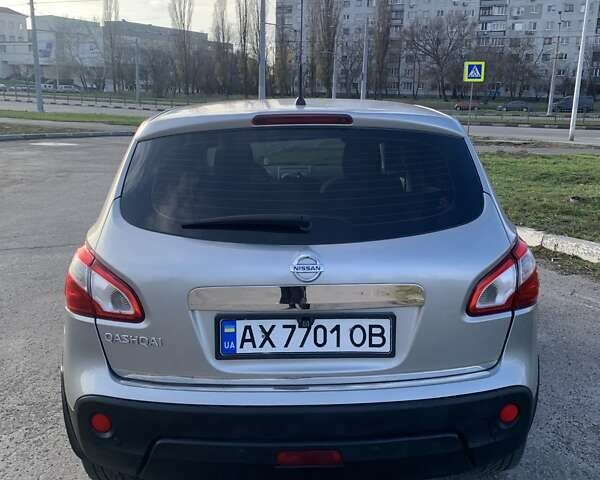 Серый Ниссан Кашкай, объемом двигателя 1.6 л и пробегом 147 тыс. км за 9200 $, фото 10 на Automoto.ua