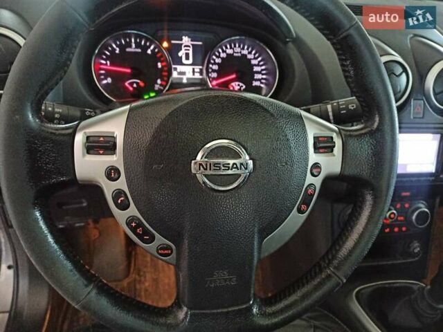 Серый Ниссан Кашкай, объемом двигателя 1.5 л и пробегом 319 тыс. км за 11200 $, фото 9 на Automoto.ua