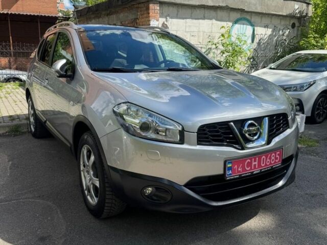 Серый Ниссан Кашкай, объемом двигателя 1.6 л и пробегом 180 тыс. км за 10400 $, фото 1 на Automoto.ua