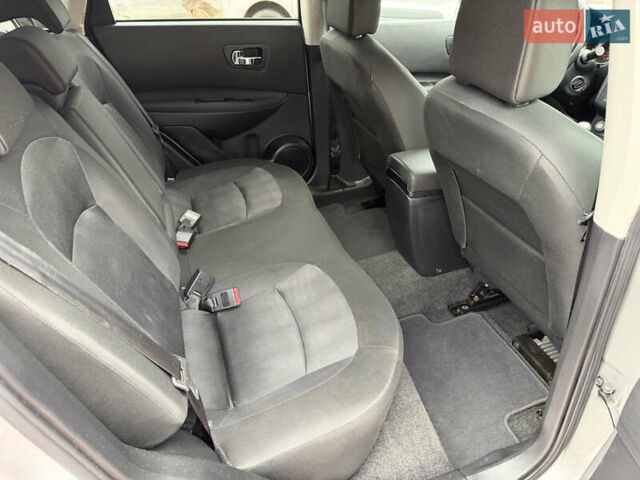 Сірий Ніссан Кашкай, об'ємом двигуна 1.5 л та пробігом 199 тис. км за 11300 $, фото 54 на Automoto.ua