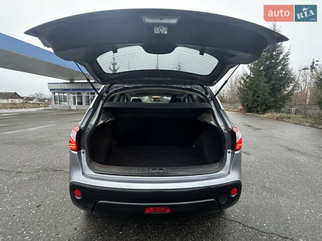 Серый Ниссан Кашкай, объемом двигателя 1.6 л и пробегом 220 тыс. км за 10450 $, фото 18 на Automoto.ua