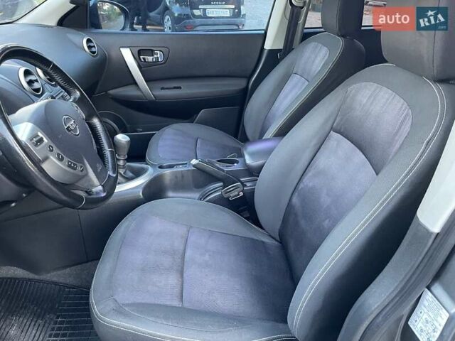 Сірий Ніссан Кашкай, об'ємом двигуна 1.6 л та пробігом 160 тис. км за 10900 $, фото 32 на Automoto.ua