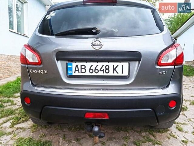 Серый Ниссан Кашкай, объемом двигателя 1.5 л и пробегом 319 тыс. км за 11200 $, фото 3 на Automoto.ua