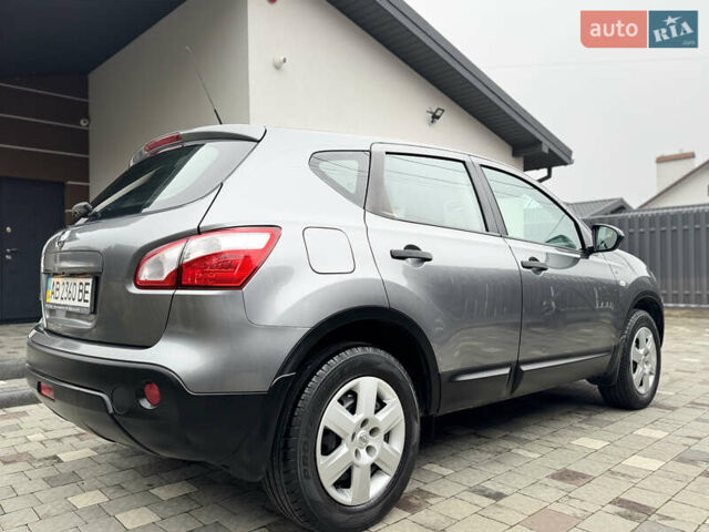 Серый Ниссан Кашкай, объемом двигателя 1.6 л и пробегом 222 тыс. км за 10550 $, фото 15 на Automoto.ua