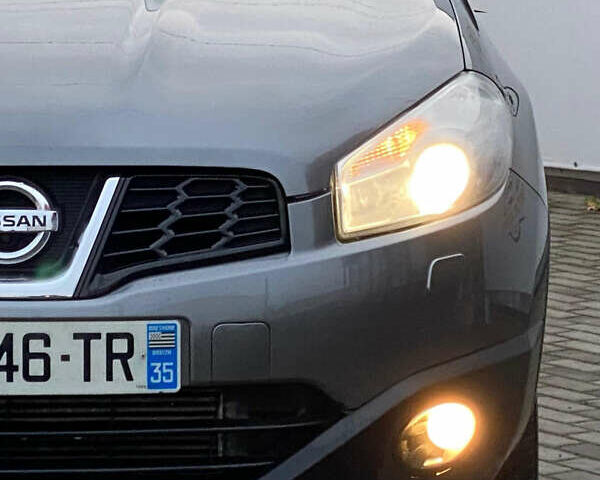 Серый Ниссан Кашкай, объемом двигателя 1.6 л и пробегом 214 тыс. км за 10600 $, фото 8 на Automoto.ua